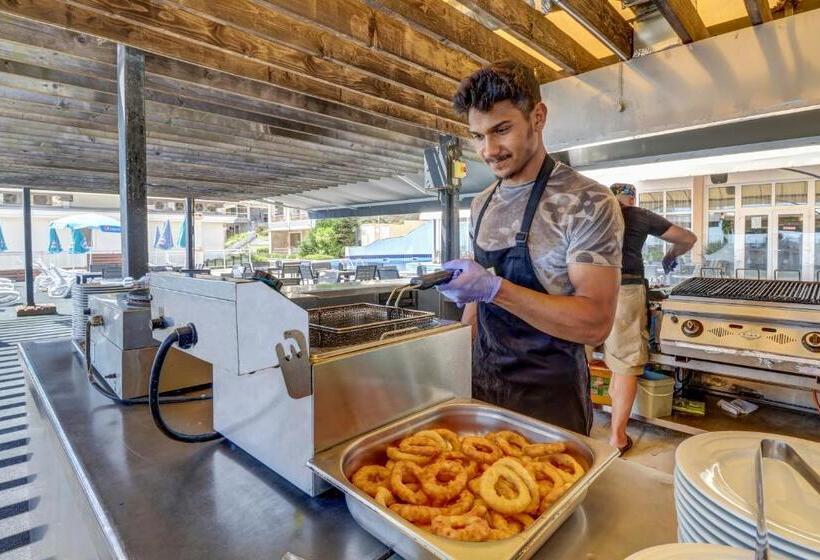 בית מלון כפרי Paraiso Beach All Inclusive