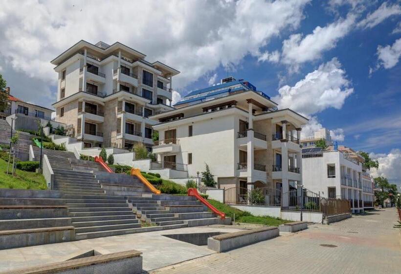 בית מלון כפרי Paraiso Beach All Inclusive