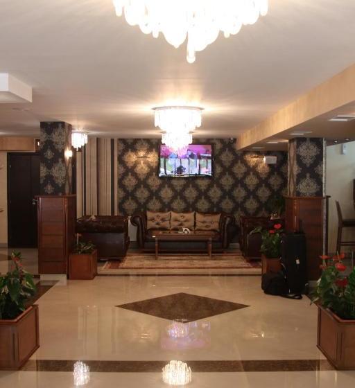 فندق Park Bachinovo