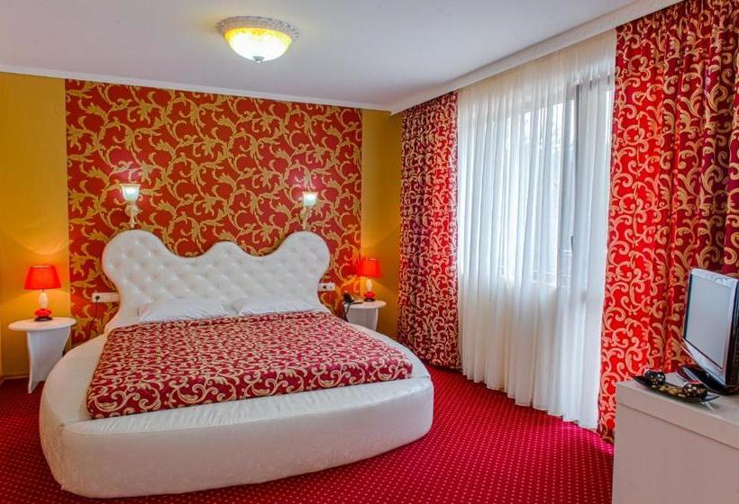 فندق Park Bachinovo