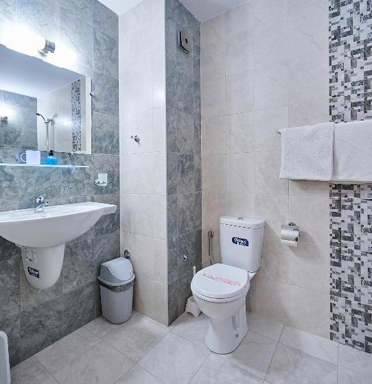 בית מלון כפרי Peneka