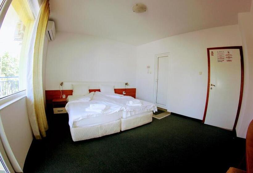 בית מלון כפרי R&g