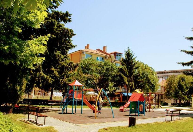 בית מלון כפרי R&g