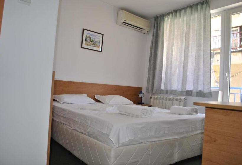 בית מלון כפרי R&g