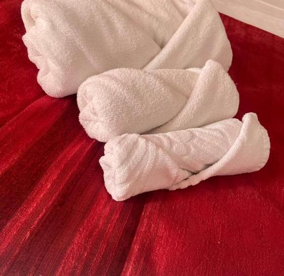 Отель Ribarska Sreshta Family