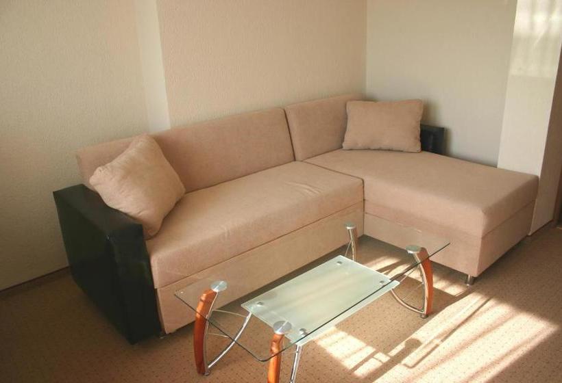 בית מלון כפרי Ribkata Family