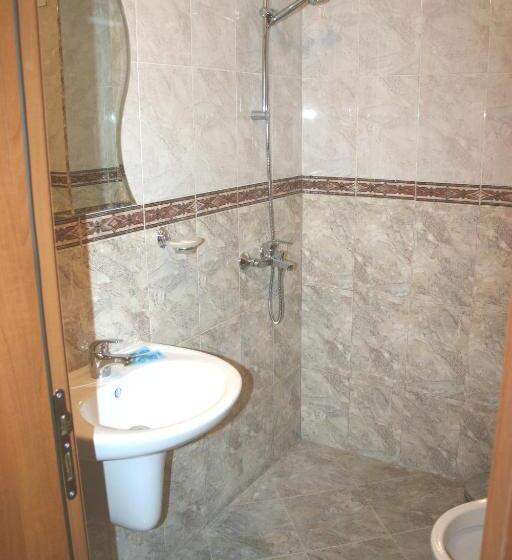 בית מלון כפרי Ribkata Family