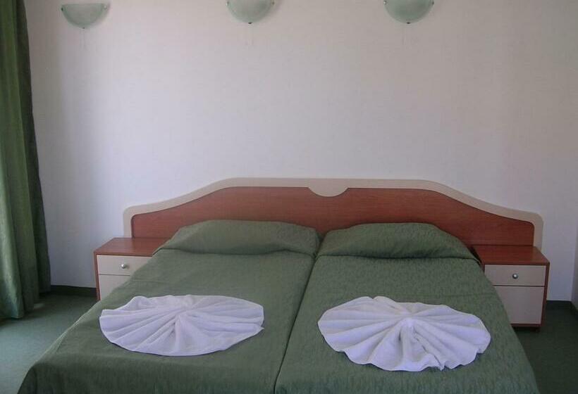 בית מלון כפרי Pension Ruskovi Guesthouse