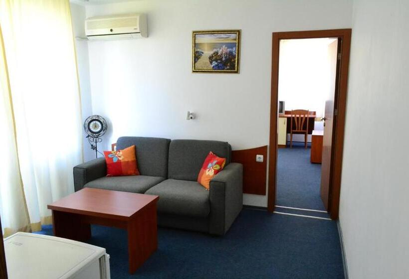 בית מלון כפרי Saint George Family