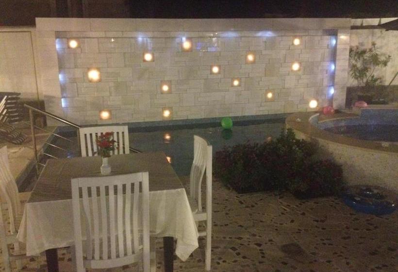 ホテル Saint George Family