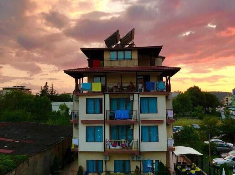 فندق Salena Beach