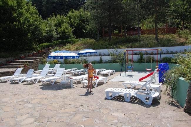 בית מלון כפרי Seasons