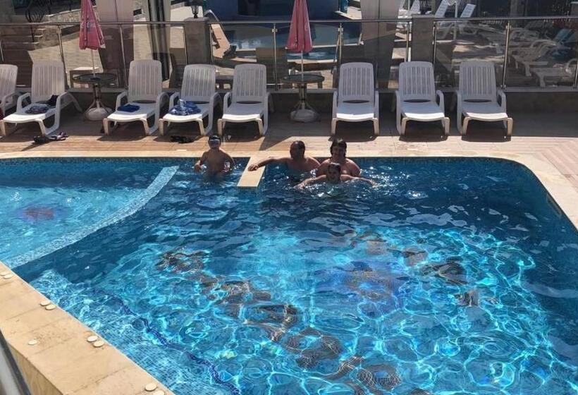 酒店 Sunny Paradise Family