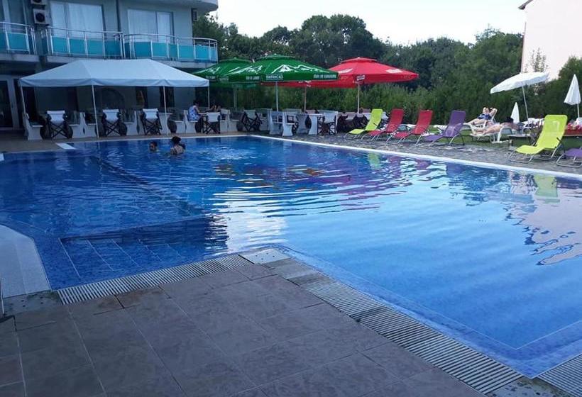 בית מלון כפרי Sunset Beach