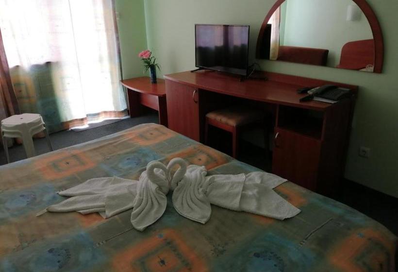 בית מלון כפרי Sunset Beach