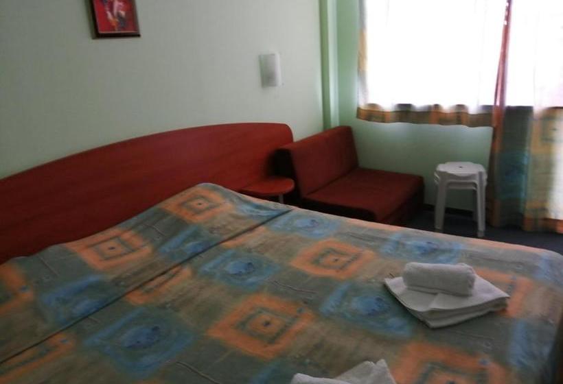 בית מלון כפרי Sunset Beach