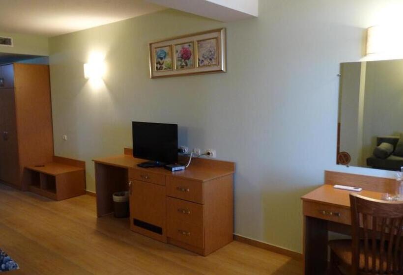 ホテル Svetitsata