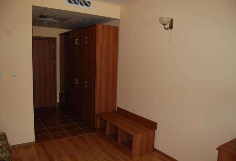 ホテル Svetitsata