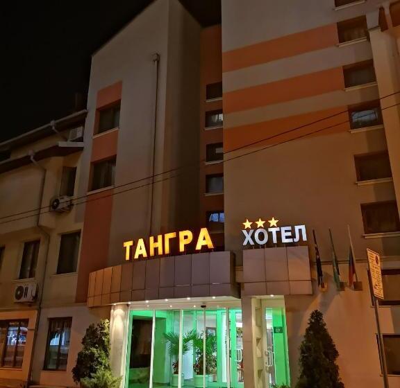 فندق Tangra