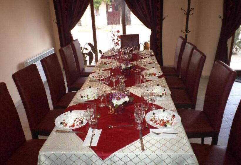 호텔 Tzvetelina Palace