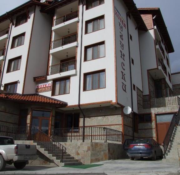 هتل Uzunski