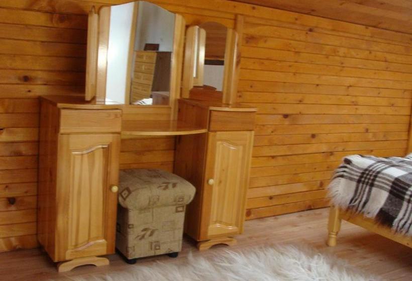 בית מלון כפרי Uzunski