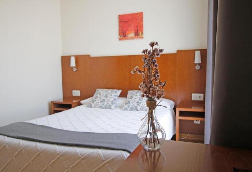 فندق Villa De Colunga