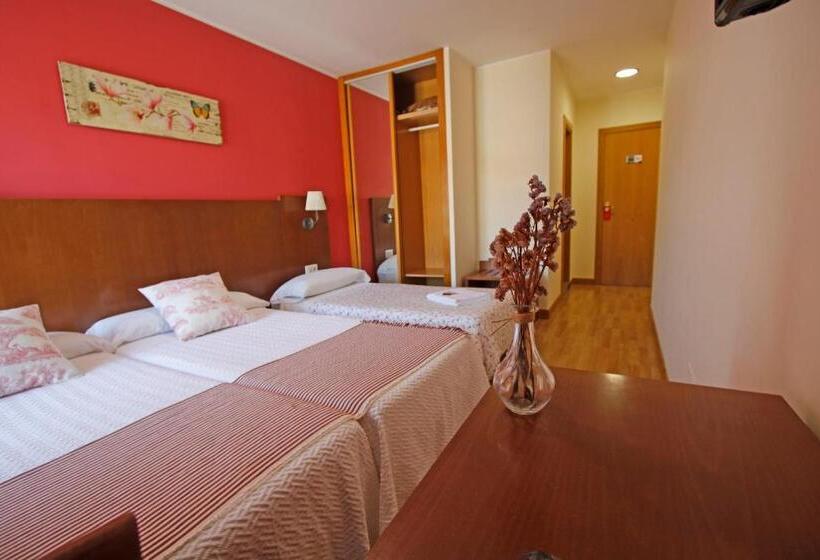 فندق Villa De Colunga