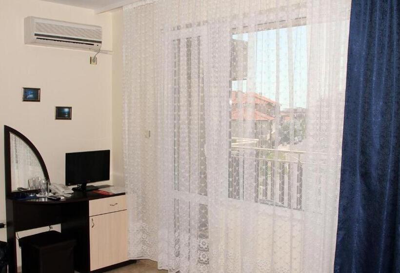 ホテル Vlasta Family