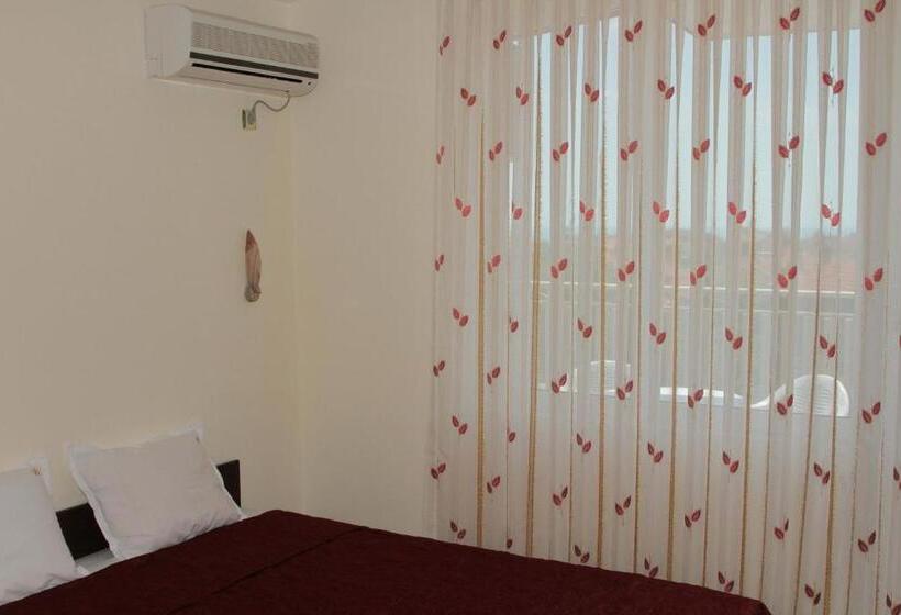 ホテル Vlasta Family