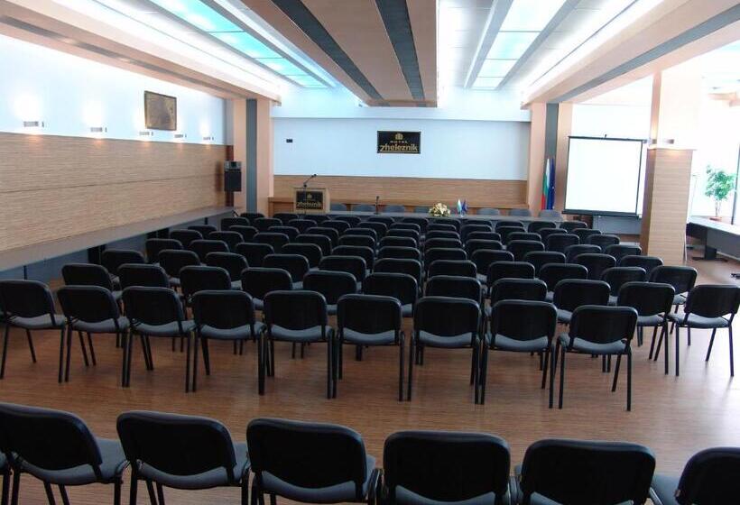 בית מלון כפרי Zheleznik