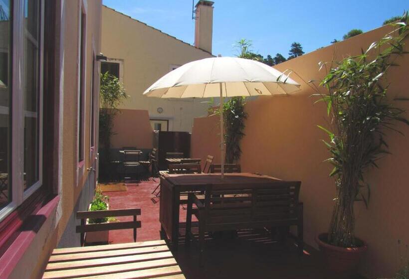 Most Art Boutique Hostel