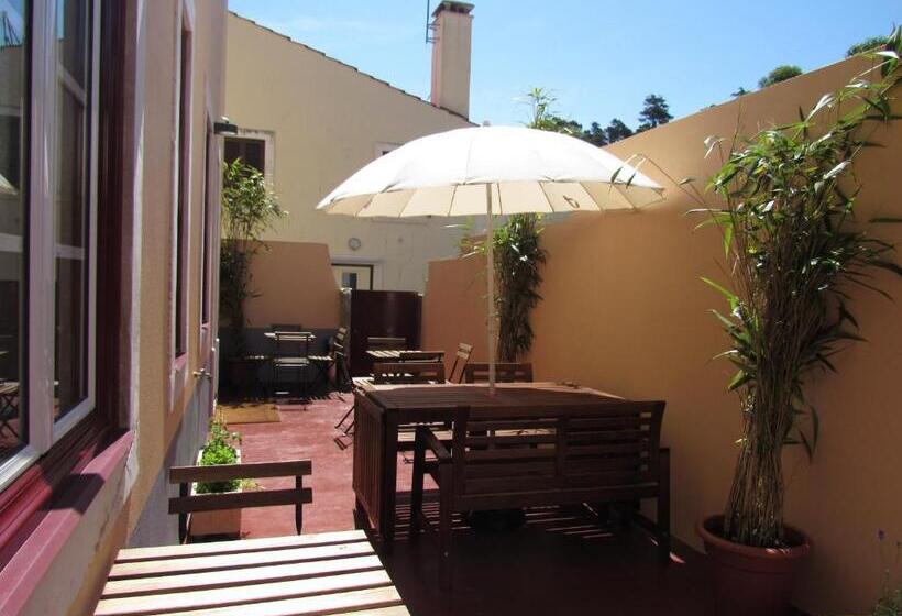 Most Art Boutique Hostel