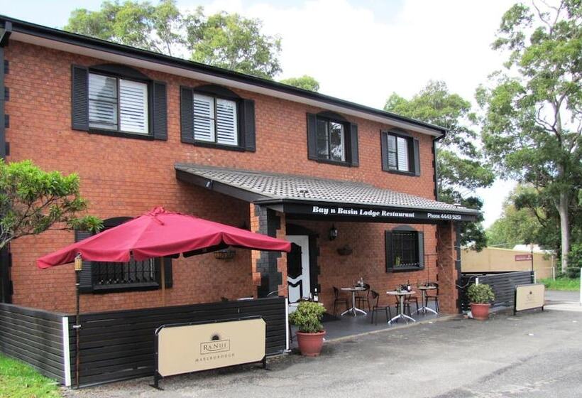 מוטל Bay & Basin