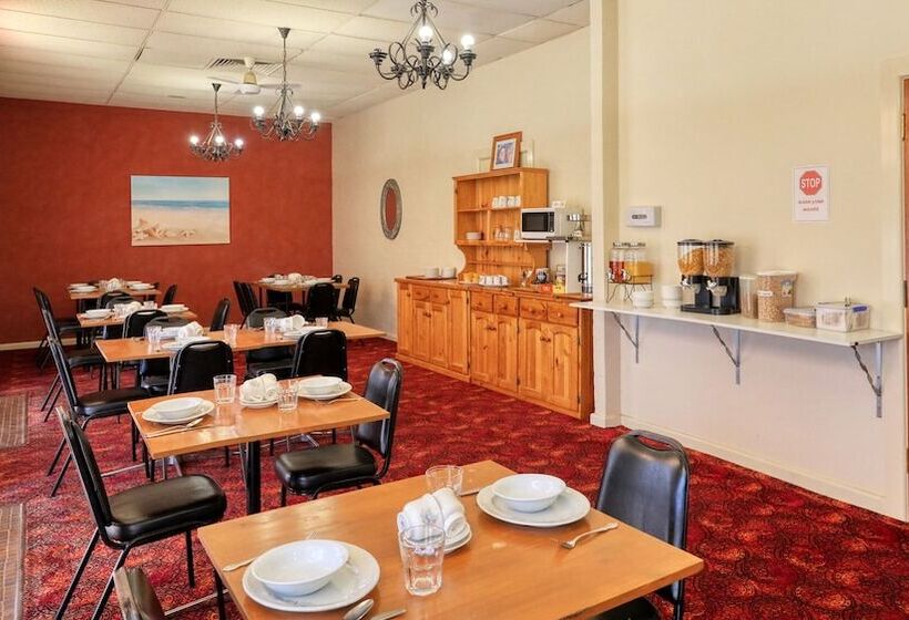 מוטל Bishops Lodge Narrandera