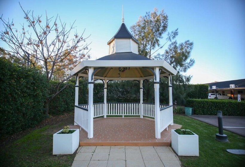 مُتل Roma Explorers Inn