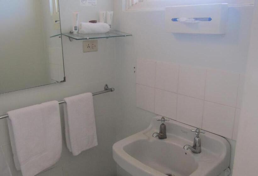 مُتل Twin City Motor Inn