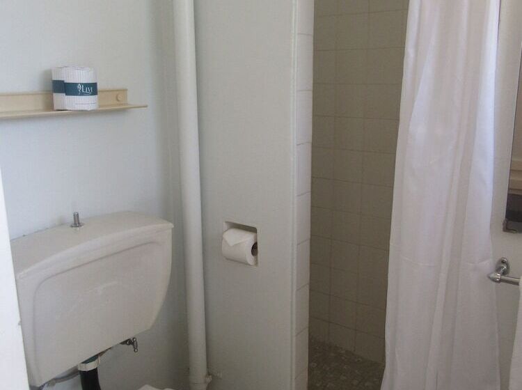 فندق على الطريق Twin City Motor Inn