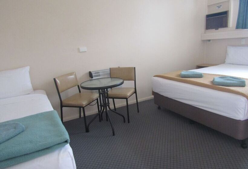 فندق على الطريق Twin City Motor Inn