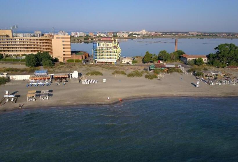 Petar And Pavel Hotel & Relax Center