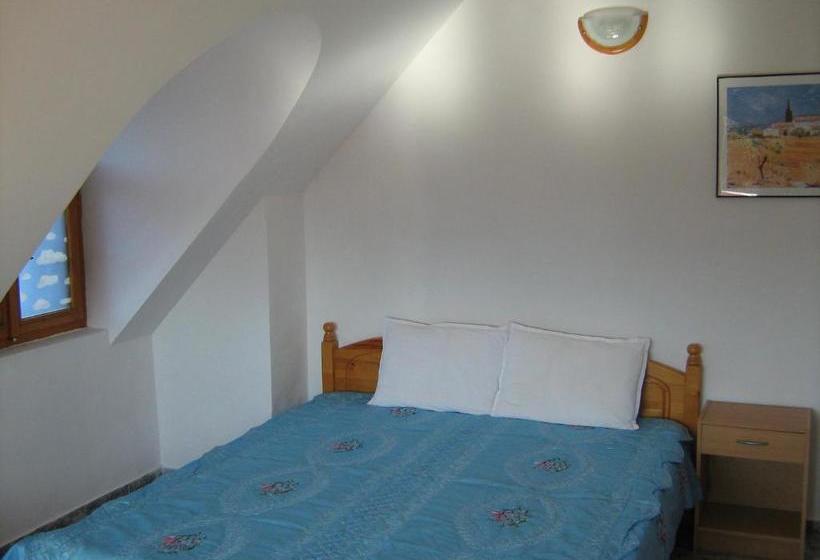 דירת נופש Victoria Sinemorets Guest House