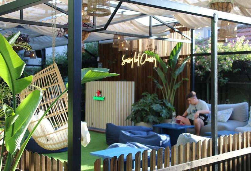 Sant Jordi Hostels Lisbon