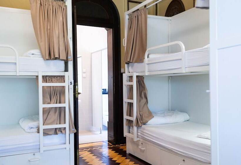 Sant Jordi Hostels Lisbon