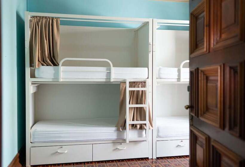 Sant Jordi Hostels Lisbon