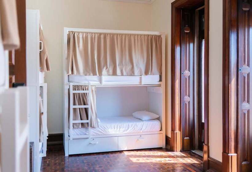Sant Jordi Hostels Lisbon