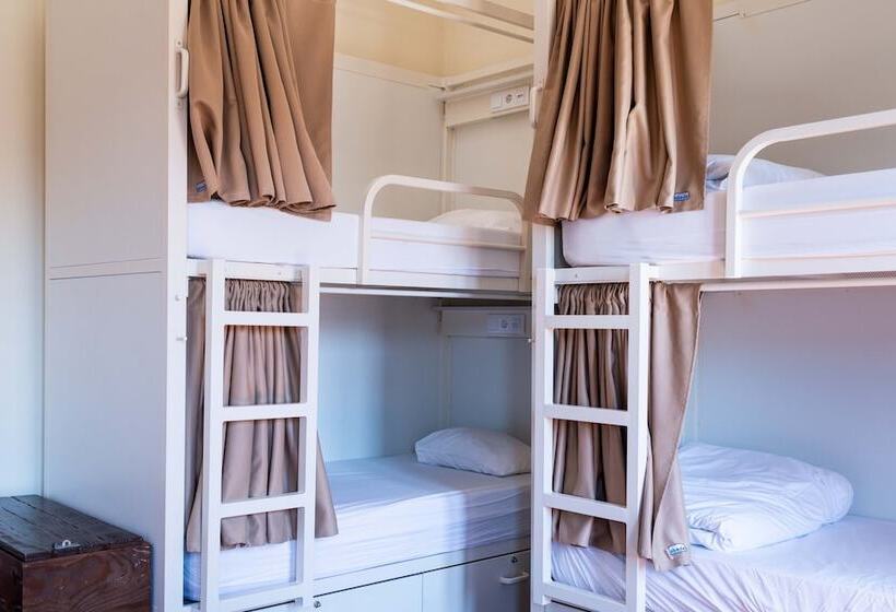 Sant Jordi Hostels Lisbon