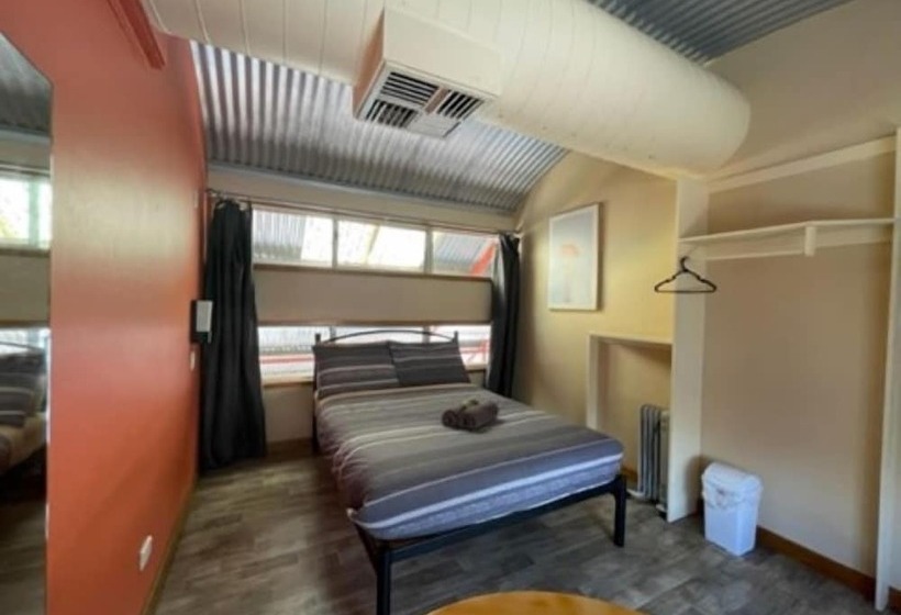 הוסטל Yha Alice Springs