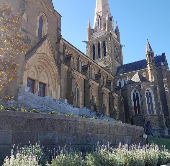 Общежитие Bendigo Backpackers