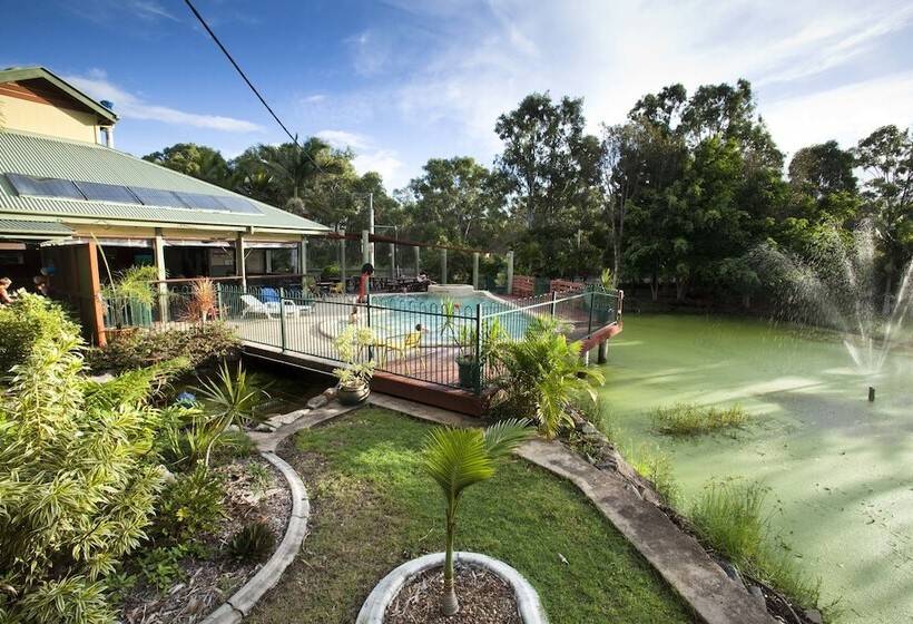 هاستل Colonial Village Resort