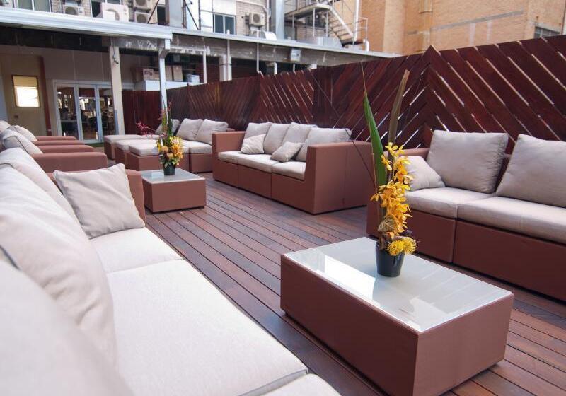 הוסטל Kangaroo Inn